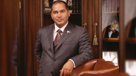 Milyarder Azərbaycandakı şirkətində maaşları artırdı