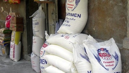 Unun qiymətini qaldıran market sahibi cəzalandırıldı
