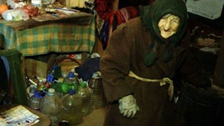  Təqaüdçü 700 min dollarını həmkədlilərinə bağışlayıb  