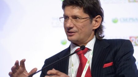 Lukoyl: “Neftin 30 dollar olduğu dünya mümkün deyil”