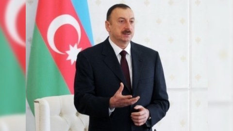 İlham Əliyev: "Şirkətlərdə ixtisarlara yol verilməməlidir”