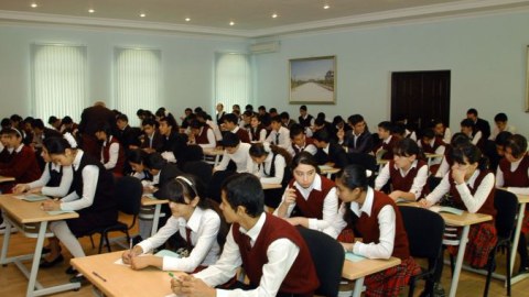 Fənn olimpiadalarının yarımfinalında 4000 şagird yarışacaq