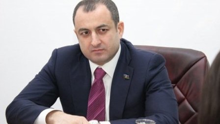 Adil Əliyevdən ETİRAZ: “Hər kəs özünə və ailəsinə cavabdehdir” 