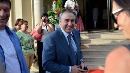 Xanımının adı rüşvət qalmaqalında hallanan səfir geri çağırıldı