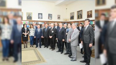 Odlar Yurdu Universitetində yeni elektron kitabxana - FOTO