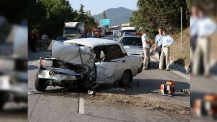 Azərbaycanda dəhşətli qəza - 3 maşın toqquşdu, 5 nəfər öldü, 7-si yaralandı