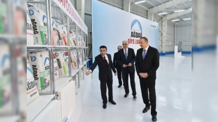 İlham Əliyev yeni zavodun açılışında: "İli yaxşı başlamışıq"