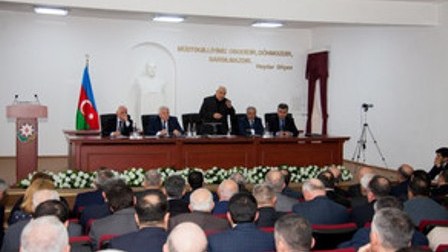  Baş nazirin müavini Şəki sakinləri ilə görüşüb 