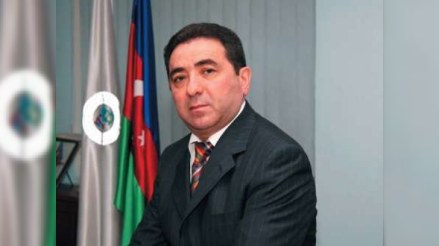 Etibar Əliyevdən Mərkəzi Banka ittiham: “Bu gün bağlayır, sabah açır”