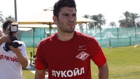 Almaniyalı futbolçu türk bayrağına görə rus klubunu tərk etdi – VİDEO