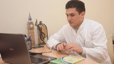 Azərbaycanda cərrah 26 yaşlı qızın həyatını qurtardı