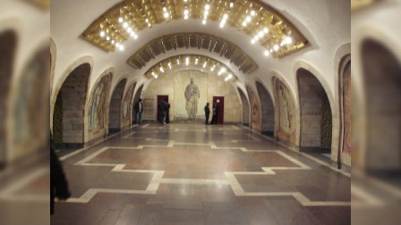 “Nizami” metrosunda bağlanan eskalator istifadəyə verilir 