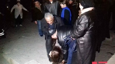 Ana doğuşdan sonra ölüb 