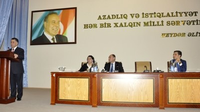 ”İnhisarçılıq, bürokratiya, korrupsiya və rüşvətxorluğa qarşı məqsədyönlü iş aparılır”-Nazir
