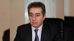 “Hökumət hələ də "kürəyini günə verməklə" məşğuldur”