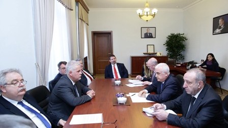 ”Son 12 ildə iqtisadiyyata 200 milyard dollar sərmayə qoyulub”-İsmət Abbasov