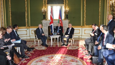 Azərbaycanlı nazir Qarabağdakı Britaniya şirkətlərinin siyahısını ingilis həmkarına verdi