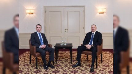  Prezident lham Əliyev ABŞ rəsmisi ilə görüşüb 