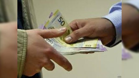 Sabiq aparat rəhbərinin qanunsuz əməlləri ilə bağlı yeni MƏLUMAT 