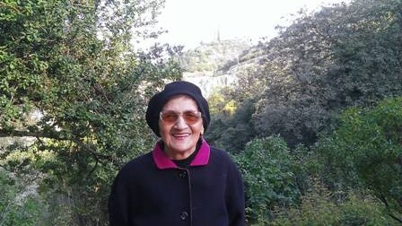 Görkəmli yazıçı vəfat edib