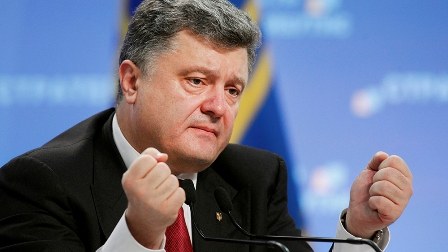 Poroşenko baş nazir və baş prokuroru istefaya çağırdı