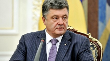 Poroşenko baş naziri 3 ay ərzində istefaya göndərəcək