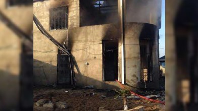 Bakıda tanınmış vəkilin villası yandırıldı - FOTOLAR