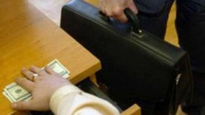 Dövlət Komitəsində 170 min rüşvət verən şəxs hazırda müəllim işləyir