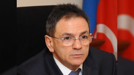 Mədət Quliyev"Qırmızı Xaç"ın yeni nümayəndəsiylə girovları müzakirə etdi