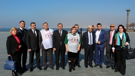 İzmirdə işğala, terrora və əsassız iddialara qarşı beynəlxalq forum keçirilib