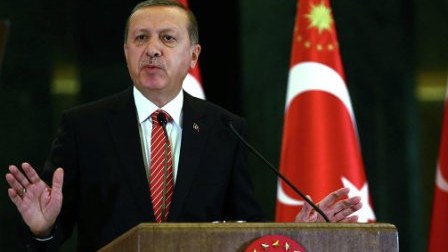 Ərdoğanı təhqir etdiyi üçün həyat yoldaşını məhkəməyə verdi