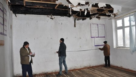 Deputat ermənilərin yandırdığı məktəbi təmir etdirir - FOTO
