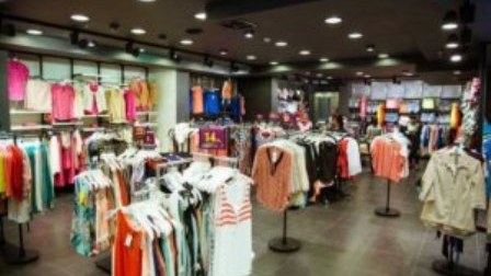  Bakıda kasıblar üçün pulsuz geyim mağazası açılıb 