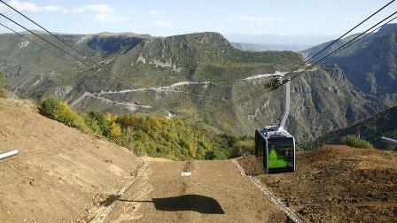 Ermənilər Şuşaya kanat yolu çəkmək istəyir