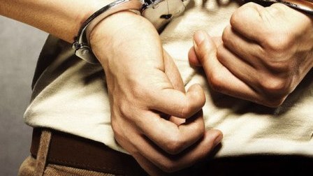 Azərbaycanda cinayət törətmiş qazaxıstanlı vətəninə ekstradisiya olunub