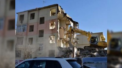   Bakının 9 rayonunda 1000-dən çox yaşayış binası söküləcək  
