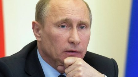 Putinin reytinqi 4 ilin rekordunu vurdu