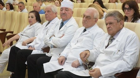 Bu Klinikada ən müasir imkanlara sahib uşaq reanimasiyası yaradılıb - FOTOLAR