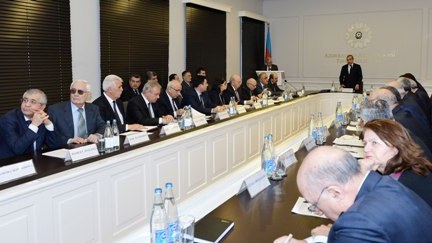 Mikayıl Cabbarov rektorları nazirliyə çağırdı