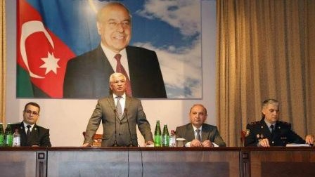 ”Bəzi qruplar din pərdəsi altında pozuculuq fəaliyyəti göstərir”- Səyavuş Heydərov 