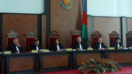 Konstitusiya Məhkıməsinə yeni səlahiyyət verilir - ikili standarta görə 