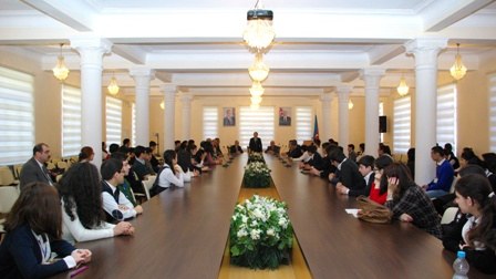 Məktəbli fiziklərin seminarı - FOTO