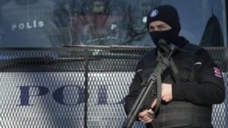  Türkiyədə kamikadze qadın saxlanıldı 