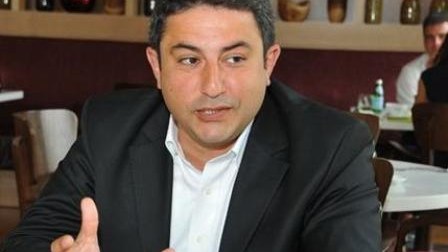 ”Neftdən asılı olan ölkələrin problemləri eynidir”