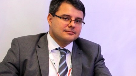 Nazir müavini də süni əngəllərdən şikayətləndi: “Gücümüz çatmır”