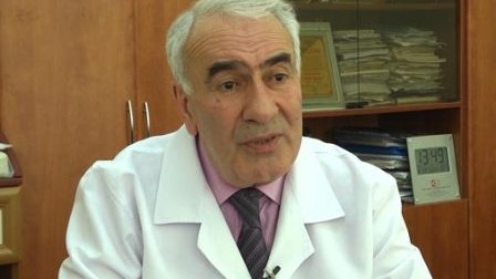 Baş pediatr da siyasi məqsədlərdən DANIŞDI 