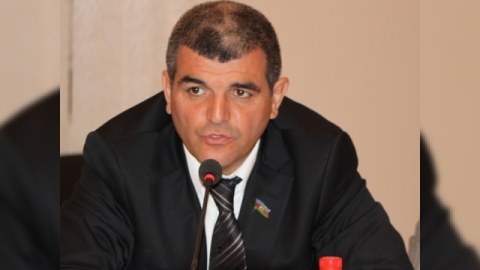 Deputatdan nazirlərə çağırış: Biznes klasdan imtina edin