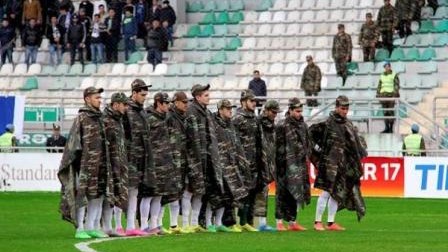  Futbolçulardan da əsgərlərimizə dəstək gəldi 