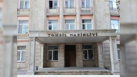Təhsil Nazirliyinə 12669 müraciət daxil olub