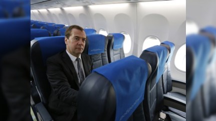 Medvedev Qarabağa görə Ermənistana gedir